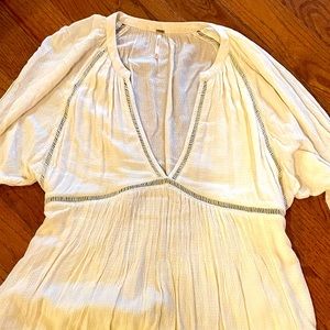 Cream quarter-length dress